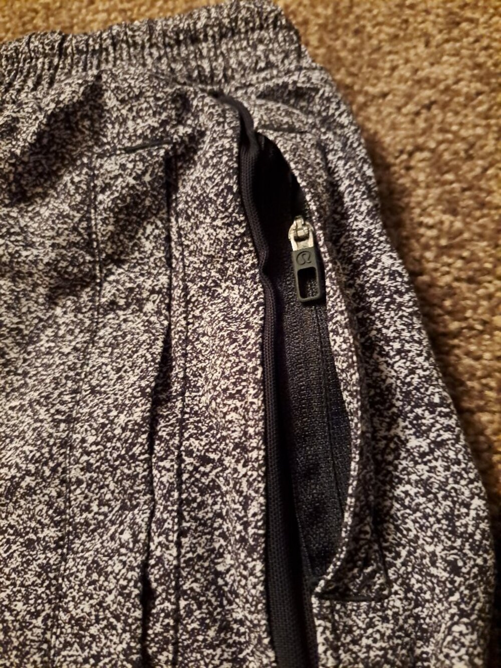 Lululemon Pace Breaker Short 9" Pinweave Alpine White Black - Picture 9 of 13